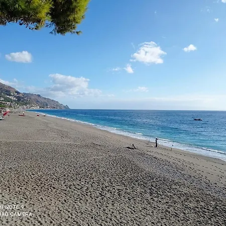 Casa Vacanze Leto Letojanni Buitenkant foto